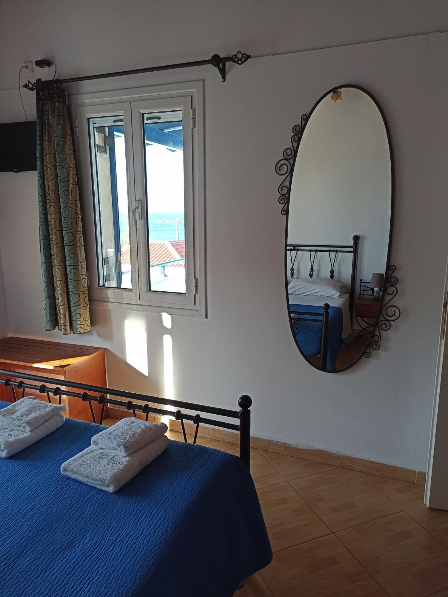 Appartamento Απεραντο Γαλαζιο Agia Pelagia  Esterno foto